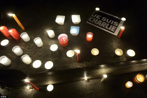 #JeSuisCharlie